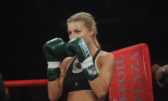 精品人妻互换免费视频