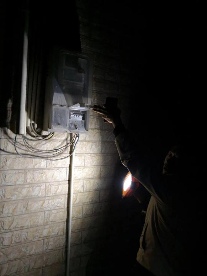 抖音香香公主和爱犬视频 出镜的香香香香公主气质亲和