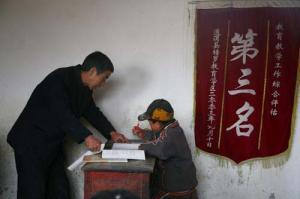 video link in bio影讯速递｜《長空之王》9月3日重返 大银幕長空之王讲述了一群试飞员的故事——他们在战机正式服役前,站在未知与危险的最前线。每一次起飞, 都是对飞机性能的极限挑战;每一次降落,都是对信念与勇气的考验。 影片中,多款国产先进战机震撼亮相,银翼破空、引擎轰鸣,配合紧张流畅的空中机动与沉浸式音效,让人仿佛置身云端战场。 向每一位默默守护蓝天的无名英雄致敬,9月3日大银幕再 预计将于9月3日重新上映