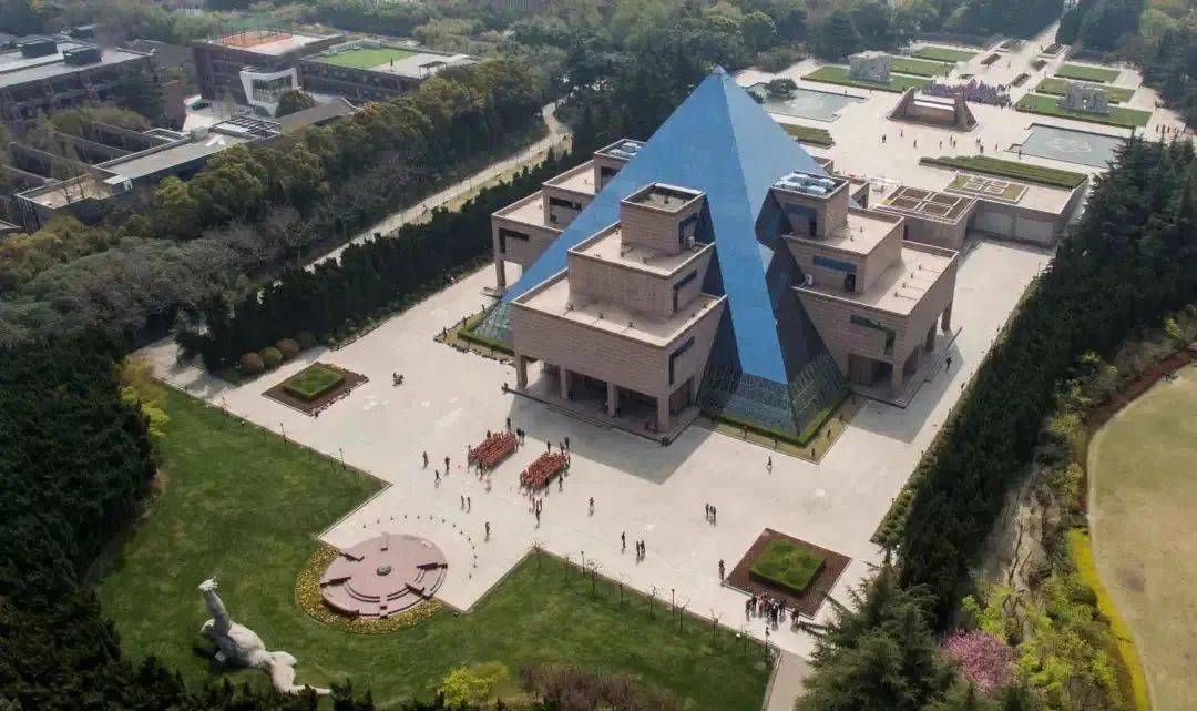 国产女人视精品频在线观看免费