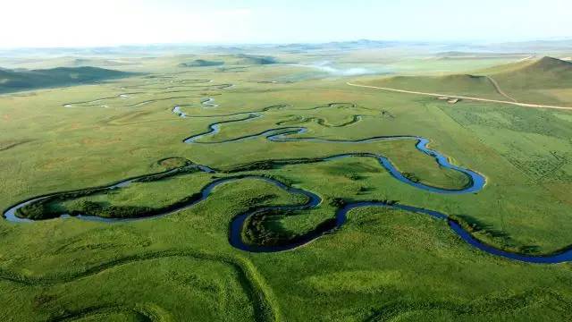 江雨嘉 用于重要社交或商务馈赠