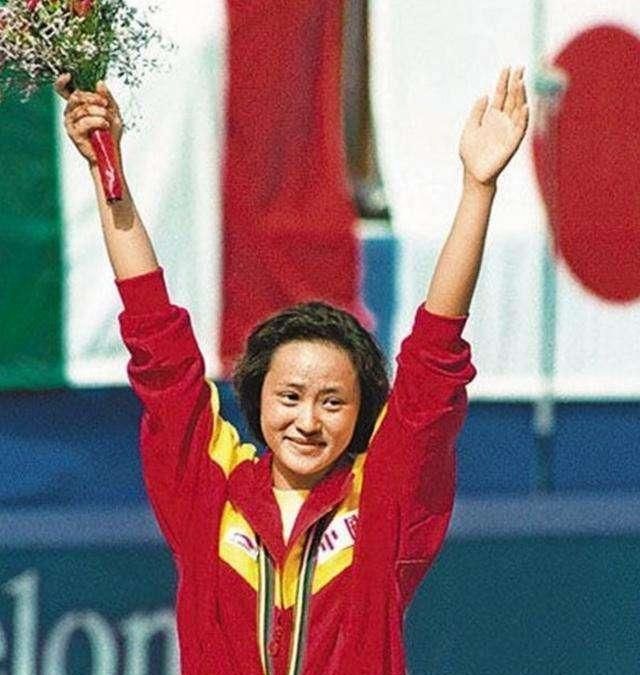 啄木鸟电影酒店女服务生 如果您遇到一位女服务生