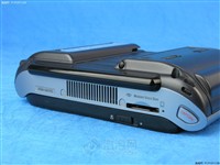 捷克 街头 读书 昆德拉等作家影响）